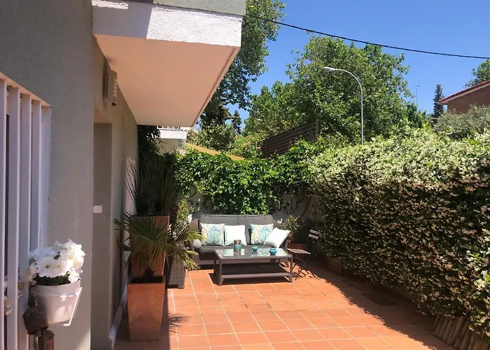 Chalet Villa Inside Madrid