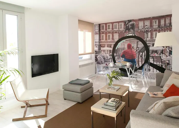 Hotel cerca del colegio: Eric Voekel Boutique Apartments - Atocha Suites